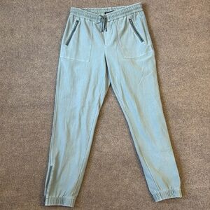Athleta Size 6 Women’s Sage Joggers Pants EUC Hiking